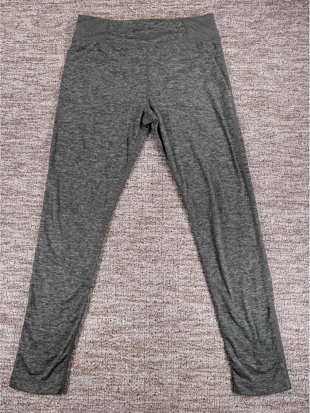 Nike Yoga Dri-FIT Gray Leggings Size M Comfortable Athletic Wear